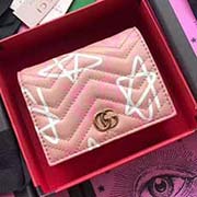 GUCCI古奇 不管是用料 做工 logo 鋼印 編碼 走線 每一個細節都將古奇的精彩內涵表現得淋漓盡致 質量保證 售后無擔憂 原廠材料！實物拍攝 質量如圖可見 型號：466492尺寸：11*9*3