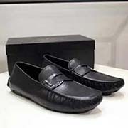 普拉達(dá) PRADA 專柜同款豆豆鞋 1:1高等原版復(fù)刻 做工精致嚴(yán)謹(jǐn) 細(xì)節(jié)無可挑剔 原廠進(jìn)口十字紋牛皮 原版開模超耐磨防滑橡膠大底 頭層牛皮內(nèi)里 高等高等貨 質(zhì)量無與倫比。38-44碼