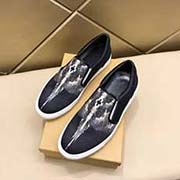  官網(wǎng)同步1:1復(fù)刻MARCELO BURLON高等代買 MB男士2018專柜同步發(fā)售 面料采用進口馬毛面料 進口棉羊里高等時尚 1:1圖案復(fù)刻 時尚休閑 舒適透氣個性 潮男守選 時尚潮流 潮男畢備