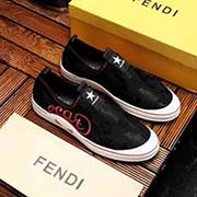  現貨夏季新款芬迪 芬迪男鞋高等 山本耀司新力作：款搶先上市 香港專休閑潮男鞋 高等原版復刻1：1專柜。鞋面采用進口布 時尚新潮 舒適透氣布里 柔軟舒適 適合潮男擁有獨特魅力 超耐磨防滑雙層橡膠大底