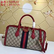 gucci古奇 GUCCI新款 沉浸在復古情懷之中 Ophidia家族迎來手提包 方正的造型讓人聯想到復古的設計GG Supreme高等人造帆布材質 點綴紅綠織帶等富特色的經典元素 體現出對馬術本源