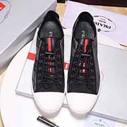  PRADA普拉達 中碼以下建議拿小一碼：男碼38/4445可以定做 等級： 品質 材料：頭層訂制牛皮配專用布 不染色羊內里 牛皮踮腳 原版橡膠大底 款式類別：休閑 系列 隨意出入各種場合 百搭舒適