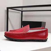  GUCCI 古奇專柜同款高品質休閑豆豆鞋 鞋面采用進口意大利小牛皮 內里采用高等進口環(huán)保豬皮 和舒適超軟耐磨橡膠大底 代工級別工藝 真正的 品質 非市場一般品質 碼數(shù) 38-43