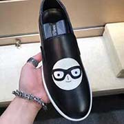 高品質(zhì) 羊里DGDG杜嘉班納 一 男鞋上新 級限量潮鞋 高品質(zhì) 專柜同步新款 原版復(fù)刻 做工一流！歐美大師設(shè)計(jì) 精良打造高等品質(zhì) 個(gè)性十足 時(shí)尚新穎。上腳級致舒適 千錘百煉為您量身定制。 材質(zhì)：采用意