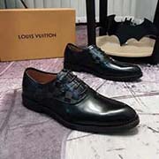 牛里Louis Vuitton路易威登/LV高等 2018春款專柜同步發售 鞋面意大利進口頭層牛皮 全進口牛皮內里 完全一比一復刻 鞋底：原廠特供原版底 獨家活動成型底超級舒適 原廠跟單貨 高品質 可
