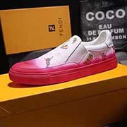 芬迪男士休閑款 頭層牛皮A 印花LOGO的搭配一直是年輕一族的愛 橡膠大底 趕快試試舍不得放手是什么的一種滋味。2色可選！數碼：38-44