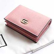 GUCCI古奇 不管是用料 做工 logo 鋼印 編碼 走線 每一個(gè)細(xì)節(jié)都將古奇的精彩內(nèi)涵表現(xiàn)得淋漓盡致 質(zhì)量保證 售后無(wú)擔(dān)憂 原廠材料！實(shí)物拍攝 質(zhì)量如圖可見(jiàn) 型號(hào)：456126尺寸：11*9*3