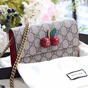 GUCCI古奇 不管是用料 做工 logo 鋼印 編碼 走線 每一個細節都將古奇的精彩內涵表現得淋漓盡致 質量保證 售后無擔憂 原廠材料！實物拍攝 質量如圖可見 型號：481291尺寸：16.5*9.