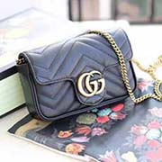 GUCCI古奇 不管是用料 做工 logo 鋼印 編碼 走線 每一個細節都將古奇的精彩內涵表現得淋漓盡致 質量保證 售后無擔憂 原廠材料！實物拍攝 質量如圖可見 型號：476433尺寸：20*11*5