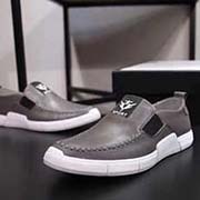 2018獨家新款GUCCi法國限量版高等版本新休閑鞋 品質 潮流休閑時尚 超柔軟生膠大底 歐洲進口頭層牛皮 內里頭層豬皮透氣防臭 論材料做工完勝市場所有版本 高高等版本品質出貨 實物拍攝 凸顯獨特