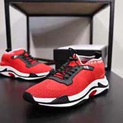 2018獨家新款GUCCi法國專柜限量版高等版本新懶人休閑鞋 品質(zhì) 時尚個性潮流休閑 超柔軟生膠大底 進口飛織透氣防臭 論材料做工完勝市場所有版本 高高等版本品質(zhì)出貨 實物拍攝 凸顯獨特魅力 上腳