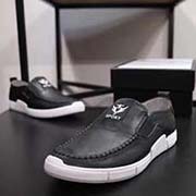 2018獨家新款GUCCi法國限量版高等版本新休閑鞋 品質(zhì) 潮流休閑時尚 超柔軟生膠大底 歐洲進口頭層牛皮 內(nèi)里頭層豬皮透氣防臭 論材料做工完勝市場所有版本 高高等版本品質(zhì)出貨 實物拍攝 凸顯獨特