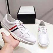  GUCCI 古奇專柜同款高品質休閑鞋 鞋面采用進口意大利小牛皮 內里采用高等進口環保豬皮 和舒適超軟耐磨橡膠大底 代工級別工藝 真正的 品質 非市場一般品質 碼數 38-43碼