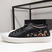  GUCCI 古奇專柜同款高品質休閑鞋 鞋面采用進口意大利小牛皮電腦刺繡 內里采用高等進口環保豬皮 和舒適超軟耐磨小蜜蜂橡膠大底 代工級別工藝 真正的 品質 非市場一般品質 碼數 38-43碼