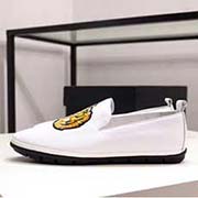  GUCCI 古奇專柜同款高品質休閑樂福鞋 鞋面采用進口意大利小牛皮 內里采用高等進口環保豬皮 和舒適超軟耐磨橡膠大底 代工級別工藝 真正的 品質 非市場一般品質 碼數 38-43