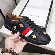 。古奇小白鞋情侶高等版。此款為古奇電繡小白