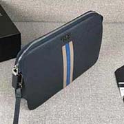 PRADA男士手包 專柜新款式 官網同步 2VF056 深藍灰藍彩帶鱷魚皮 意大利高等原單十字紋牛皮質感極好 內里進口專用布配納帕牛皮 原廠進口槍色字嘜 白鋼五金配件 彩帶鱷魚皮更顯高等