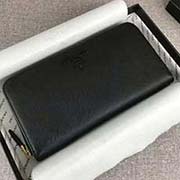 PRADA新款單拉鏈錢包 專柜新同色標(biāo)志 經(jīng)典之作 官網(wǎng)同步 1ML506 黑色同色標(biāo)志 意大利高等原單十字紋牛皮質(zhì)感極好 長(zhǎng)20cm高10.3cm