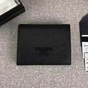 PRADA爆款女士短夾 專柜新同色標志 官網同步 1MV204 黑色同色標志 意大利高等原單十字紋牛皮質感極好 長11.2cm高8.5cm