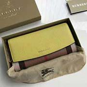 Burberry 柏寶利 原單出品 大面采用進口手掌紋牛皮 內格細膩柔軟的進口小牛皮 原版格子面料 3957黃色 19cmx10cmx3cm
