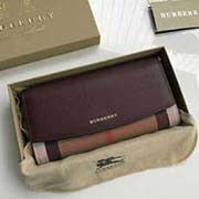 Burberry 柏寶利 原單出品 大面采用進口手掌紋牛皮 內格細膩柔軟的進口小牛皮 原版格子面料 3957棗紅色 19cmx10cmx3cm