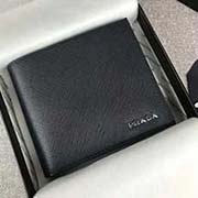 PRADA經典爆款男士短款錢夾 八個卡位 兩個大鈔位 官網同步 2M0513 深藍五字嘜 意大利高等原單十字紋牛皮質感極好 長11cm高9.5cm