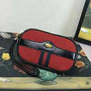 517076 古奇迎來新成員__手挽包iPhone 保護套 進口磨砂皮搭配皺漆牛皮滾邊藍紅織帶精良結合 高等意大利進口牛皮 雙G橢圓形琺瑯細節(jié) 17.5x10.5x2.5cm 磨砂皮大紅