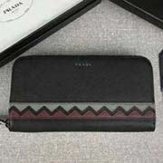 PRADA男士單拉鏈錢(qián)包 專(zhuān)柜新款式 官網(wǎng)同步 2ML317 黑灰棗紅波浪拼色 意大利高等原單十字紋牛皮質(zhì)感極好 長(zhǎng)20cm高10.3cm配