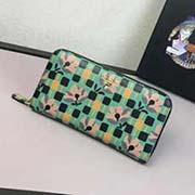  1ML506 芒果彩印 PRADA單拉鏈錢(qián)包 官網(wǎng)同步 代工號(hào)224內(nèi)碼 意大利高等牛皮質(zhì)感極好 長(zhǎng)19 高10.5寬2.8cm 芒果彩印黑色小牛皮