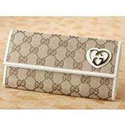 247523 豎款女士錢包/長(zhǎng)夾/心形細(xì)節(jié)