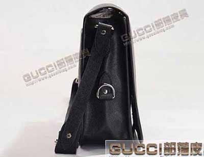 LV大品牌男包十字紋牛皮男式包包M32482