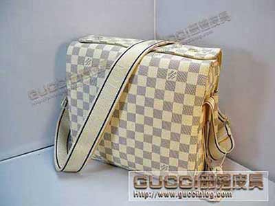 LV 男包 經典棋格 佟大為非常愛款單肩斜跨包N51189