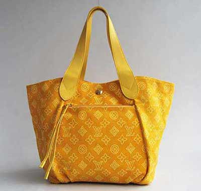 LV黃色老花單肩LV包M95985 牛仔包 手提包 女包知名<a href=/tag/bag/mingpaibao.html target=_blank class=infotextkey>品牌包</a>包