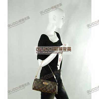 真品品質LV經典花紋鏈帶monogram小肩包女包 老花系列 晚宴包 斜挎小包 變色皮 M95567