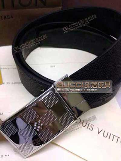 香港真品代買LV皮帶路易威登男士款皮帶 字母扣m9608L403