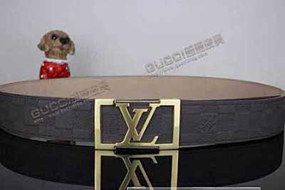 LV休閑時(shí)尚男士皮帶字母扣平滑腰帶 真皮褲帶 L151651