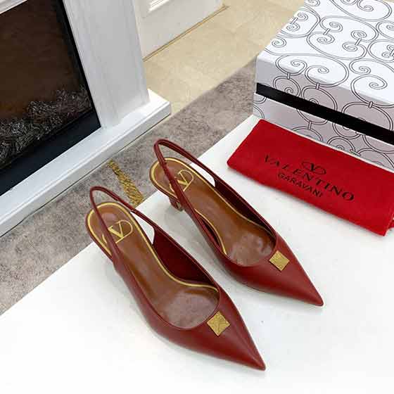 名品打折網Valentino華倫天奴春夏新品鉚釘鞋