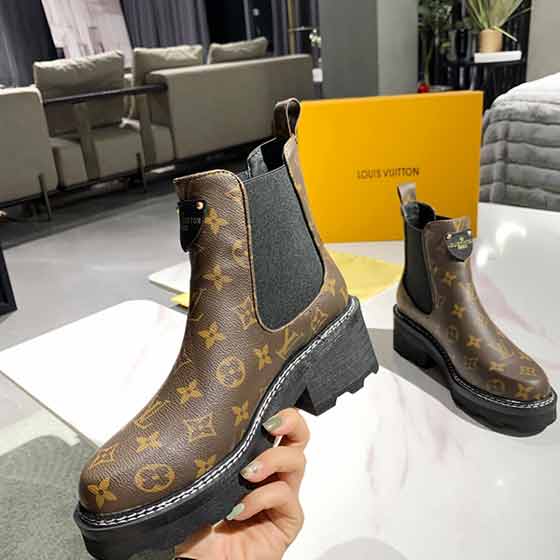 Louis Vuitton路易威登早秋新款品牌女