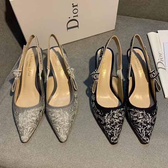 迪奧女士名品中空細(xì)跟真皮百搭包