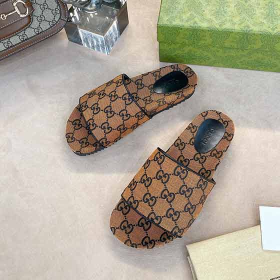 古奇gucci女鞋官網(wǎng)新限量單層底拖鞋