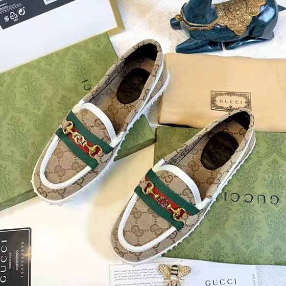 品牌女鞋網(wǎng)古奇新款時(shí)尚新版面，彩帶加金屬扣小單鞋