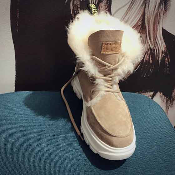 UGG皮毛一體爆款，豬巴戈拼皮毛一