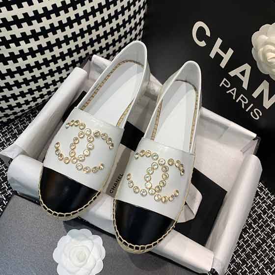 高等國際品牌女鞋，獨家1:1原版高等品質一腳蹬漁夫鞋