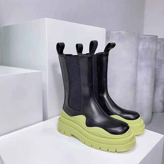 高品質 Bottega Venet 秋冬新新牛油果色中筒靴