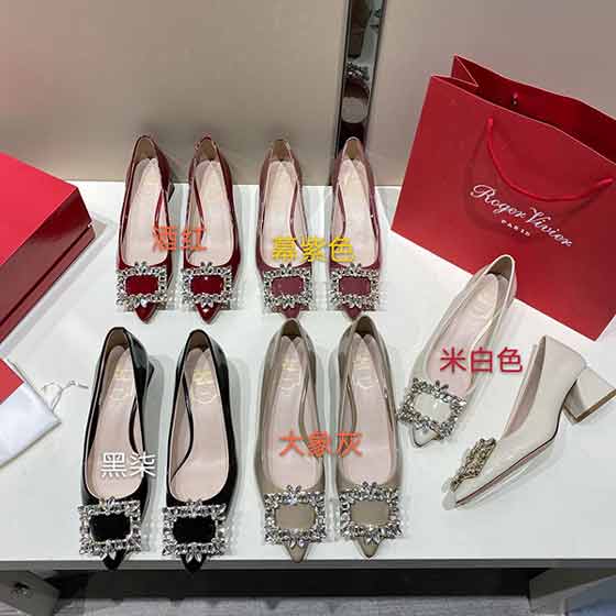 大品牌小白鞋休閑鞋新款真皮一腳