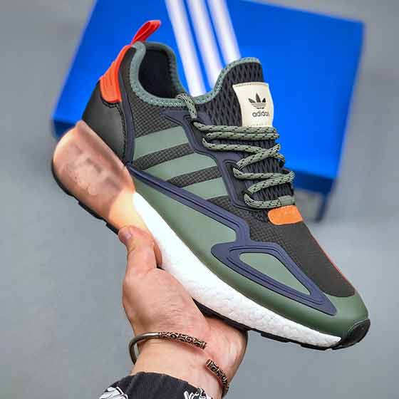 名品折扣網阿迪達斯易千烊璽同款爆花米緩震休閑運動