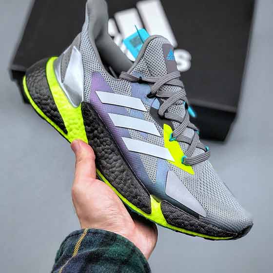 阿迪達斯/adidas Boost X9000L4 系列整體造型極具速