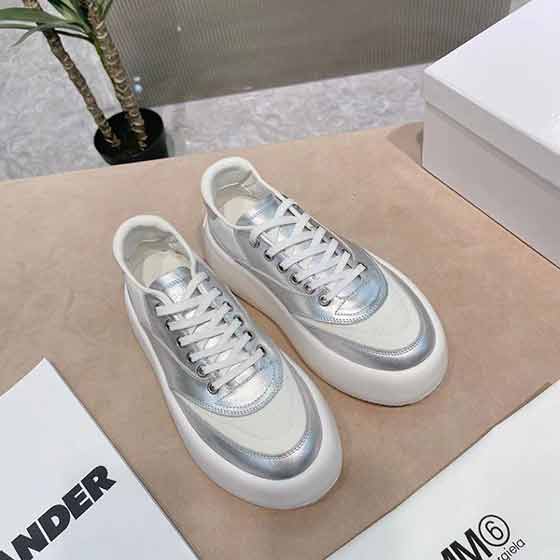 MM6品牌的女鞋，新品買手代買1:1精