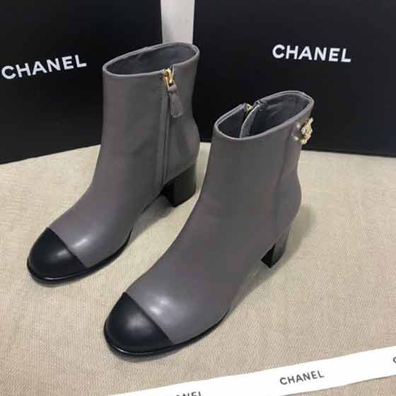 小香秋季真皮大品牌中筒女靴 雙C