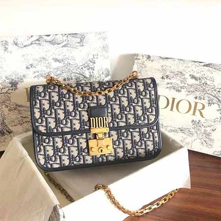 迪奧的女包CD鏈條肩帶蘭布系列郵差包